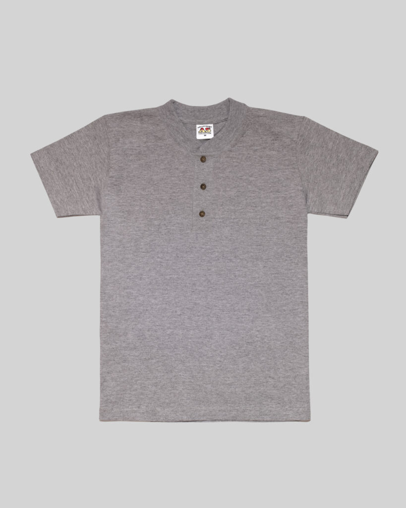 Camiseta con Botones